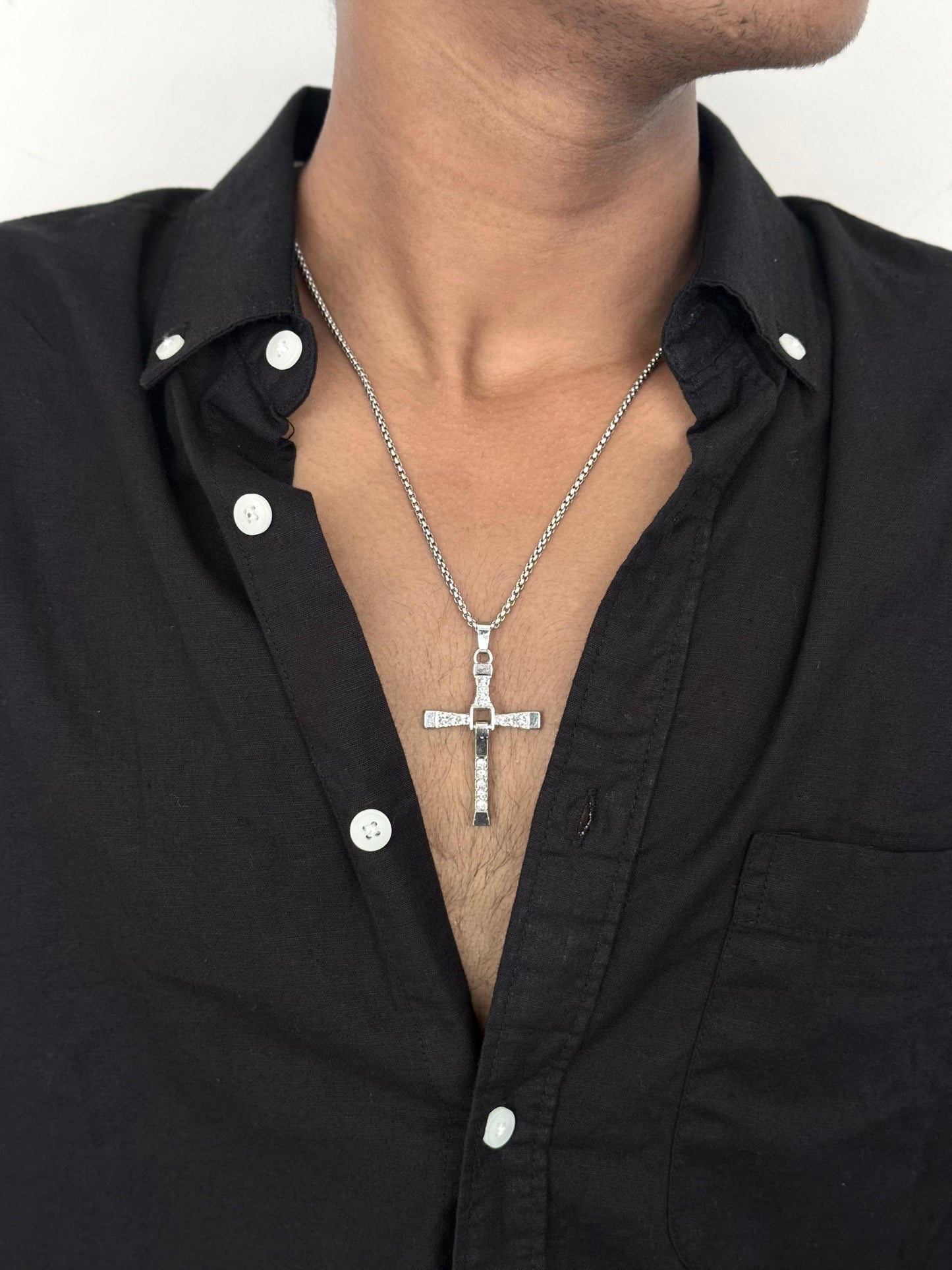 Blac Valor Cross