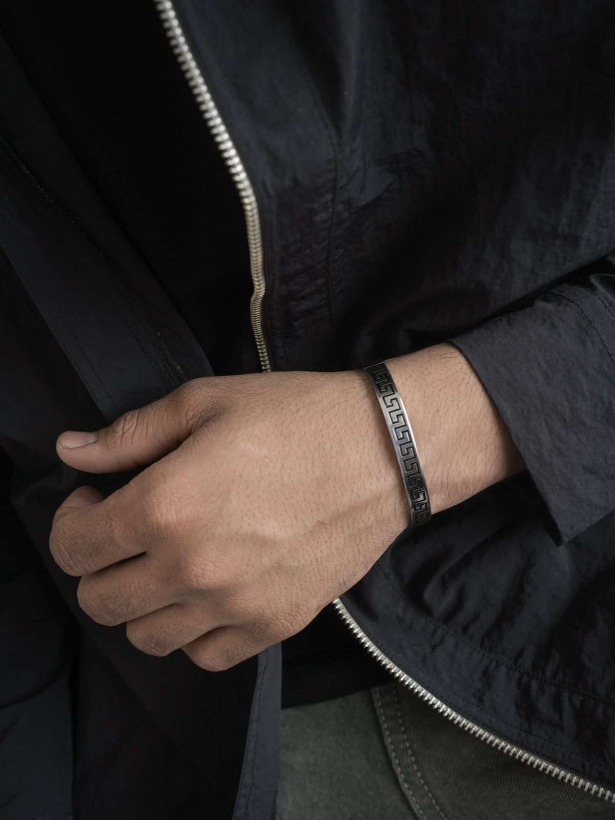 z Aether Cuff