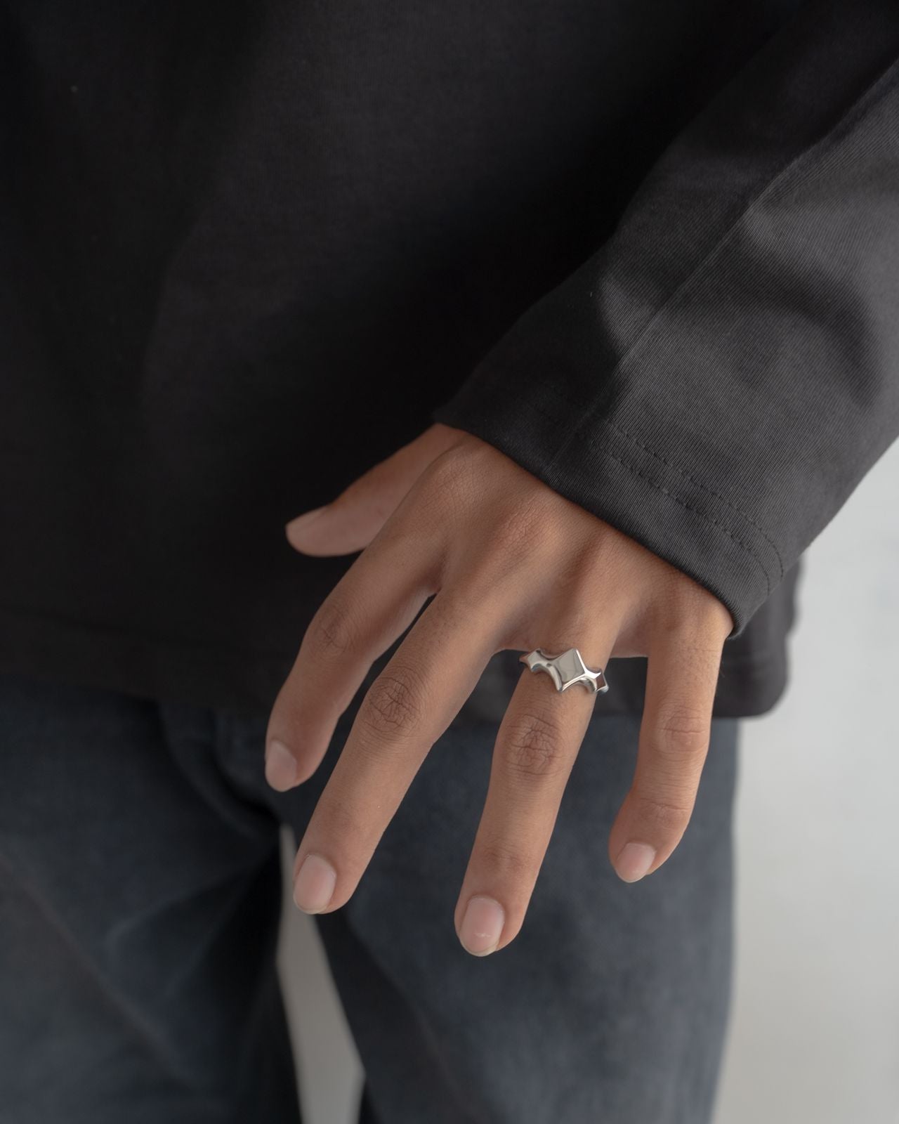Crest Ring