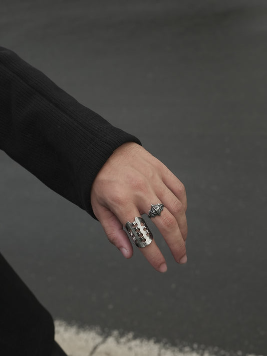 Blac Armor Ring