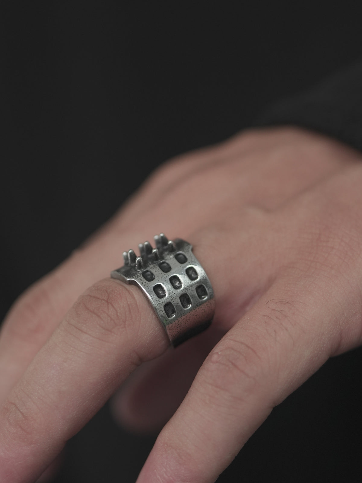 Blac Knux Ring