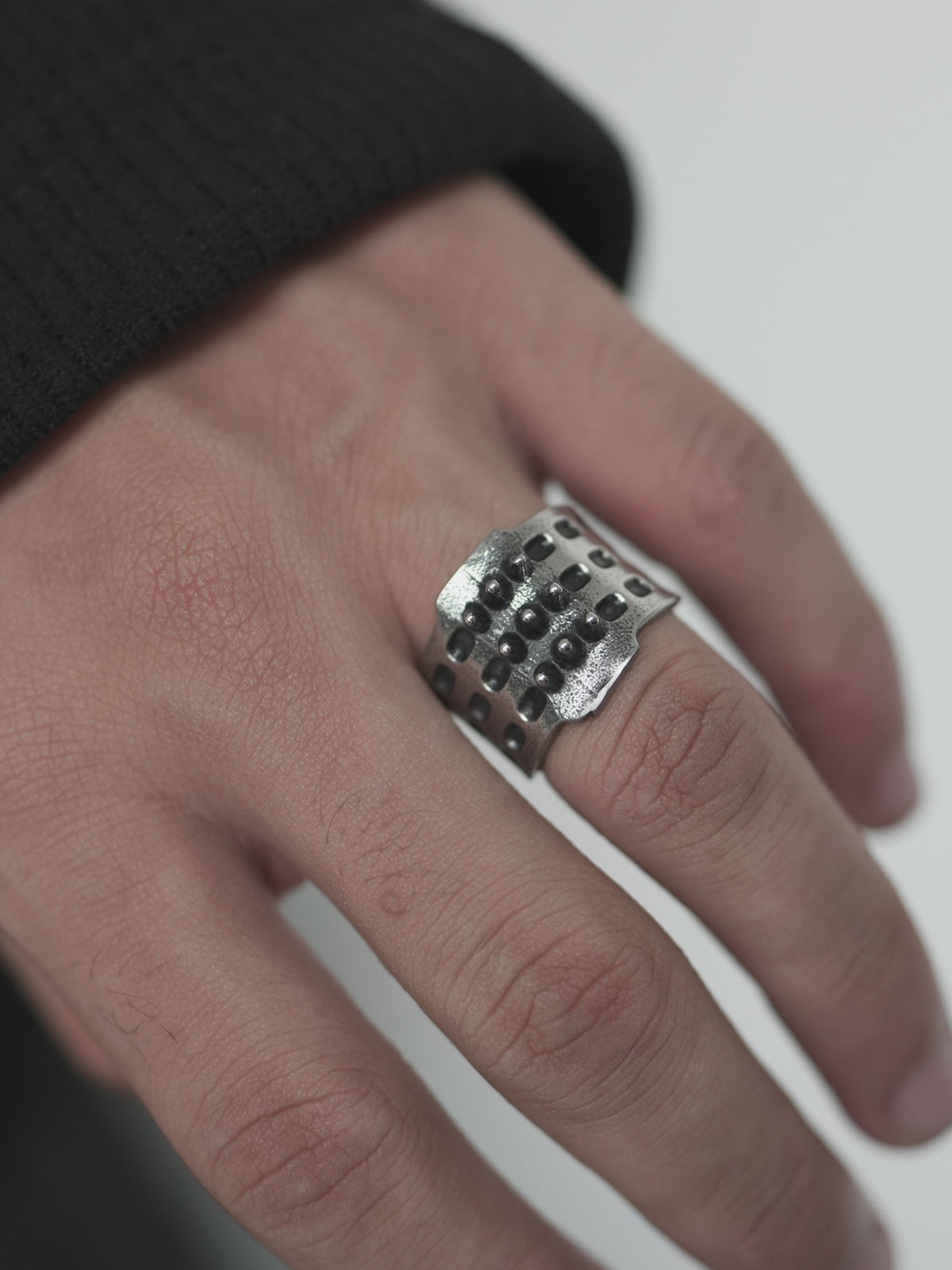 Blac Knux Ring