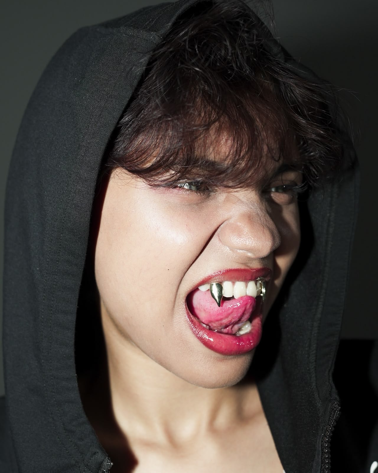 Blac Fang Grillz