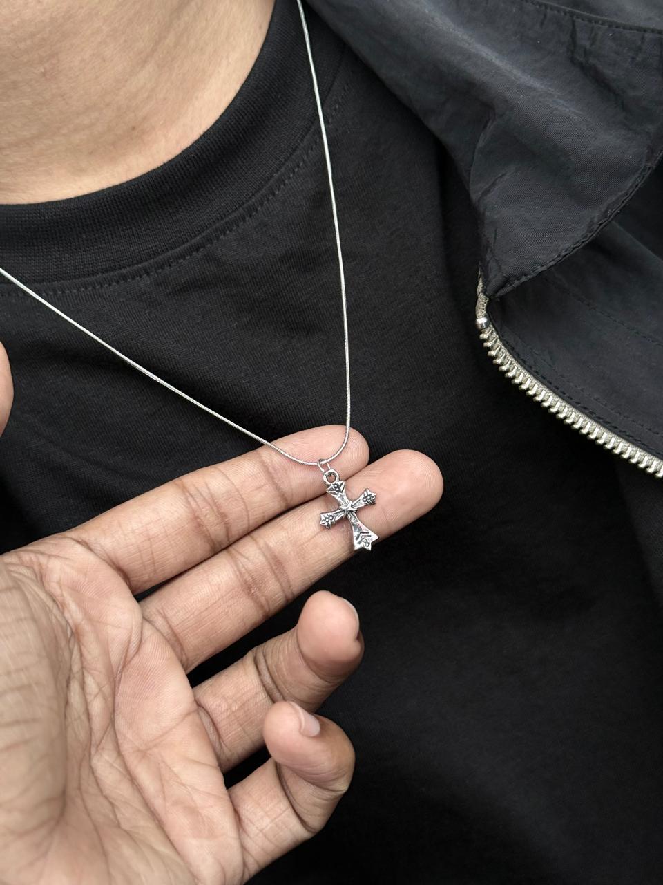 Grave born Cross