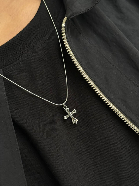 Grave born Cross