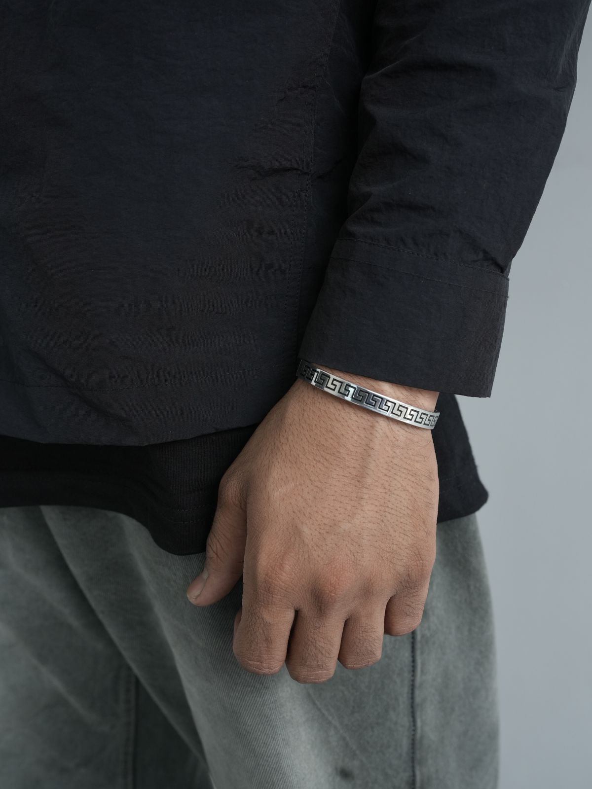 z Aether Cuff