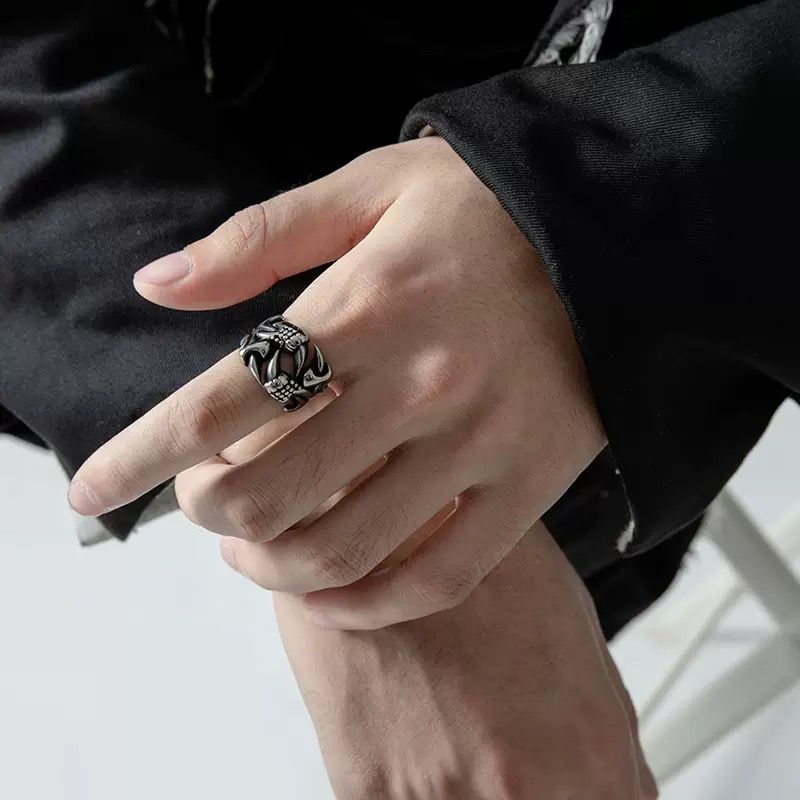 Aquila Ring