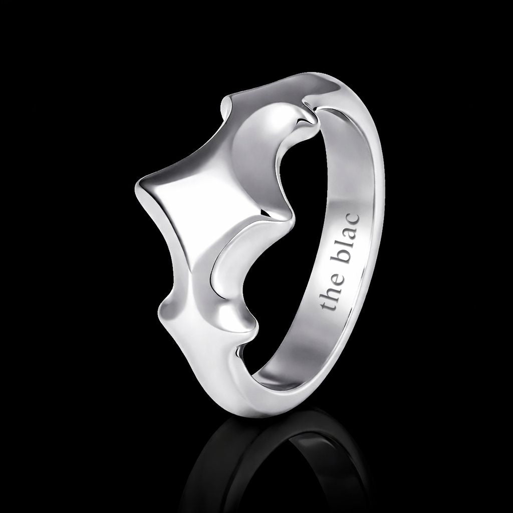 Crest Ring