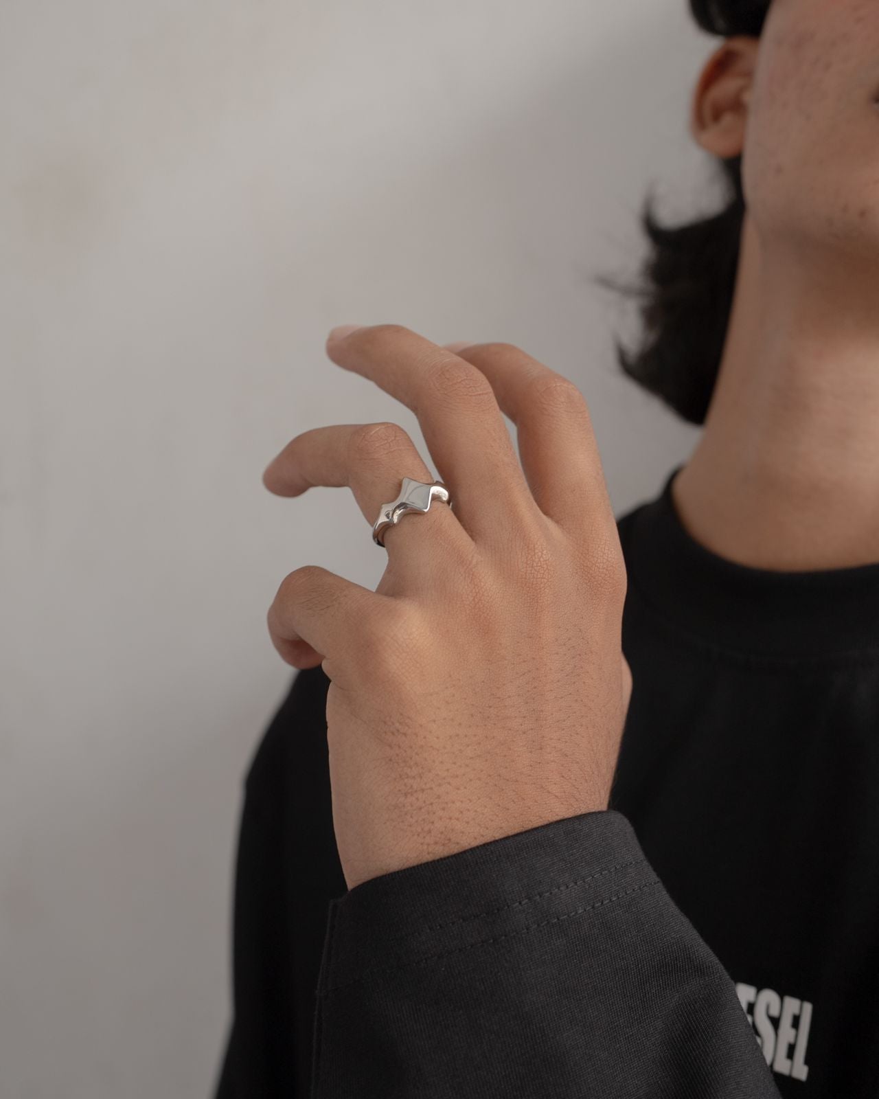 Crest Ring